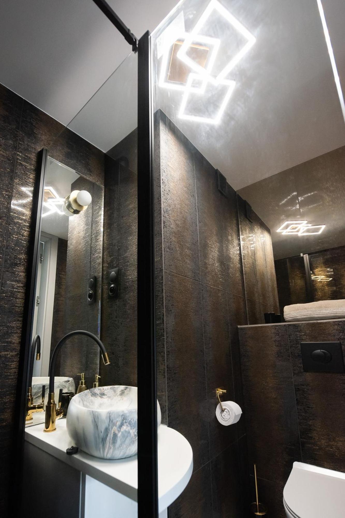 Apartament Jacuzzi غدينيا المظهر الخارجي الصورة