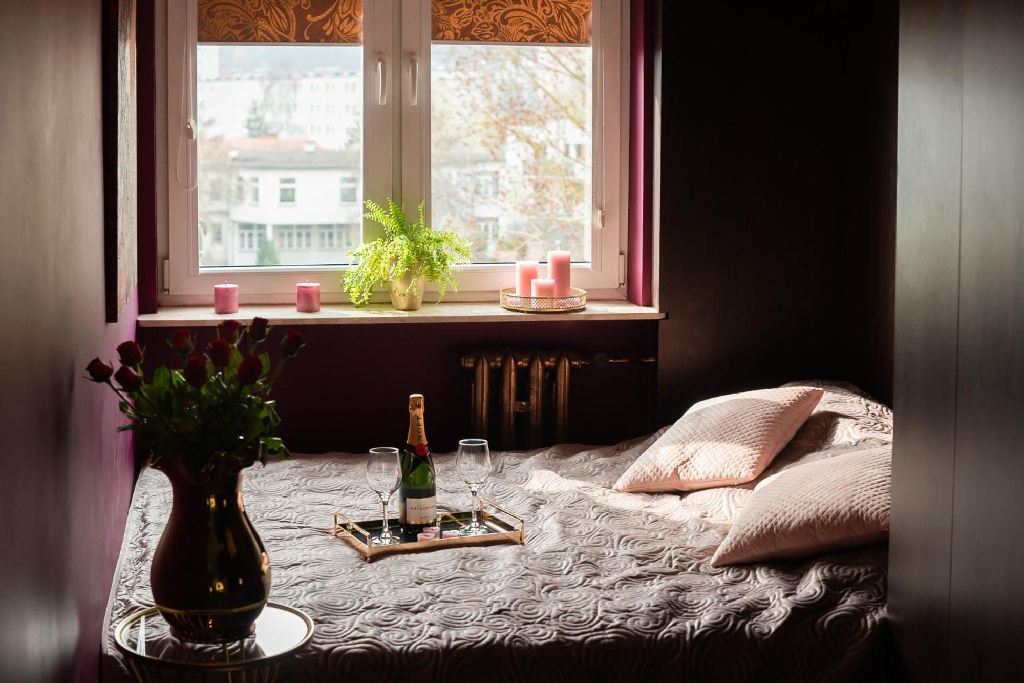 Apartament Jacuzzi غدينيا المظهر الخارجي الصورة